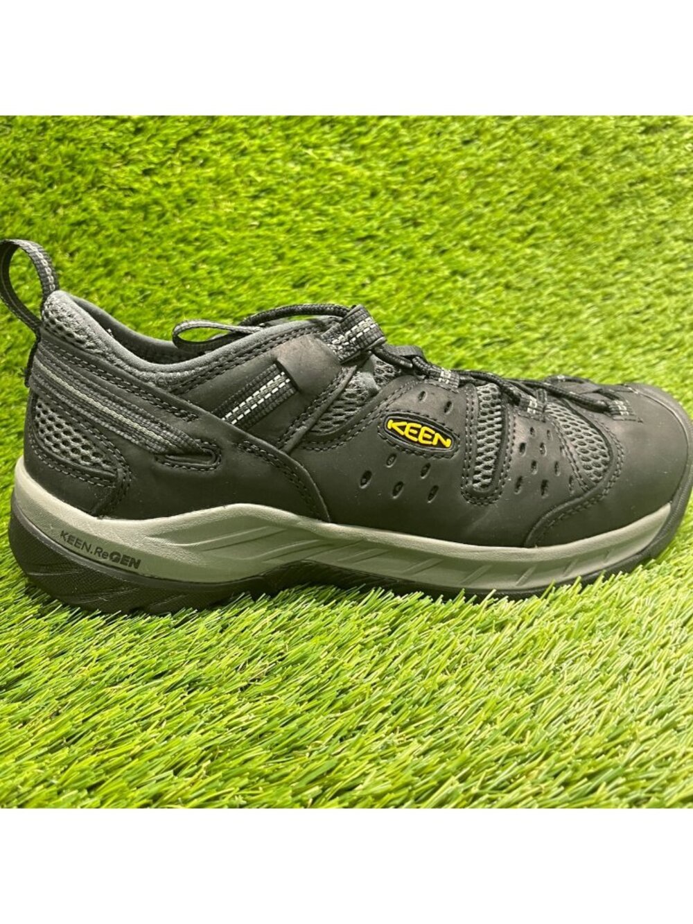 Keen Utility Atlanta Cool II Mens Size 10EE Black Steel Toe Safety Work Shoes